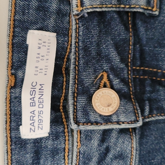 Zara Basic Denim womans jeans - Picture 3 of 4